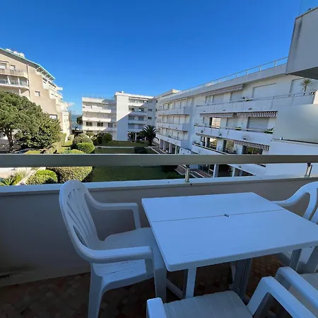 Arcachon: T2 Bis Proche Centre Et Avec Parking - Fr-1-319-595 Apartamento *